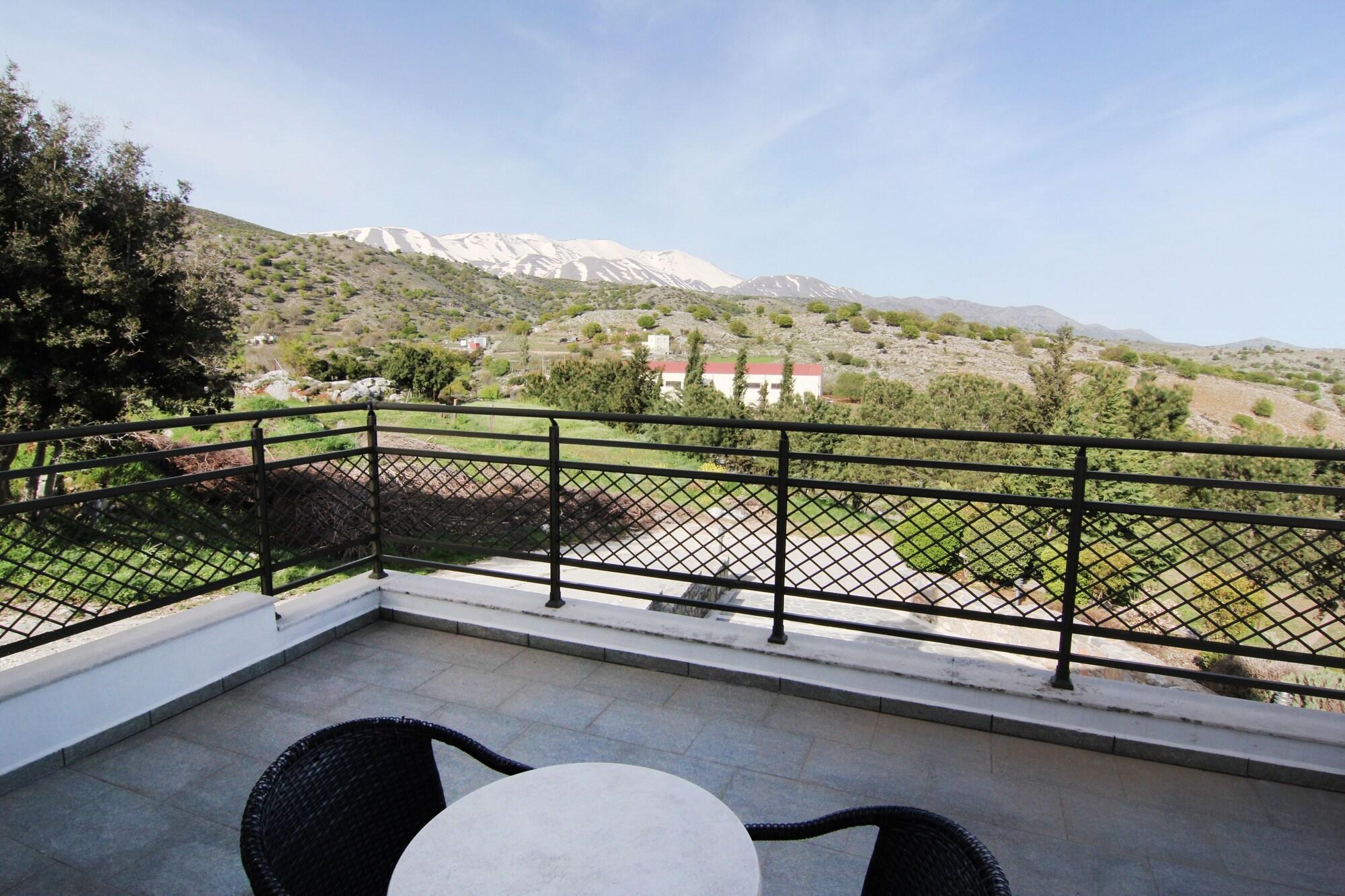 Delina Mountain Resort 4*