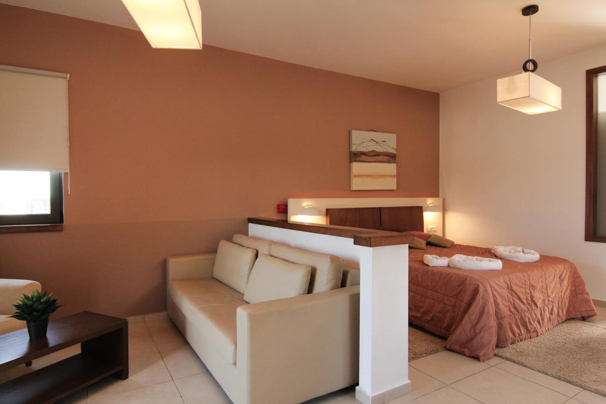 Delina Mountain 4*